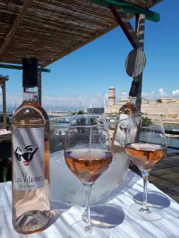 Jéroboam vin rosé Coteaux d'Aix en Provence 9