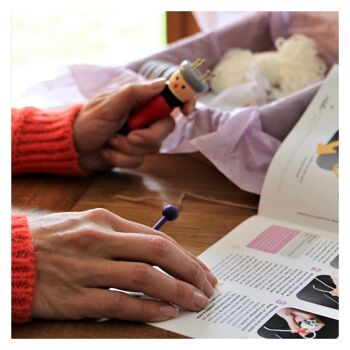 Kit DIY créatif : le tricotin pour former le prénom de bébé ou un motif déco tendance, un cadeau idéal pour la future maman 8