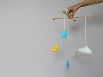 Kit DIY créatif : le mobile en bois pour bébé, idéal en cadeau de grossesse babyshower 6