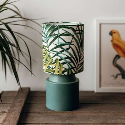 Chic green table lamp