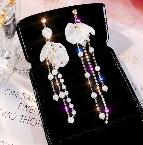 Asymettric Shell with Pearl and Rhinestone Tassel Earrings