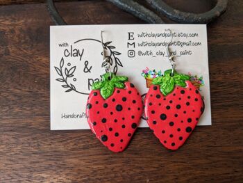 Boucles d'oreilles fraises, boucles d'oreilles fruits, boucles d'oreilles argile rouge 7