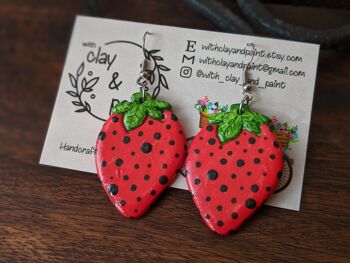 Boucles d'oreilles fraises, boucles d'oreilles fruits, boucles d'oreilles argile rouge 8