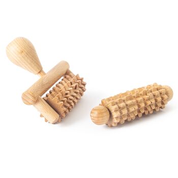 Tuuli Lot de 2 rouleaux de massage en bois avec brosse de massage pour le visage, le cou, les épaules, les bras et le corps 1