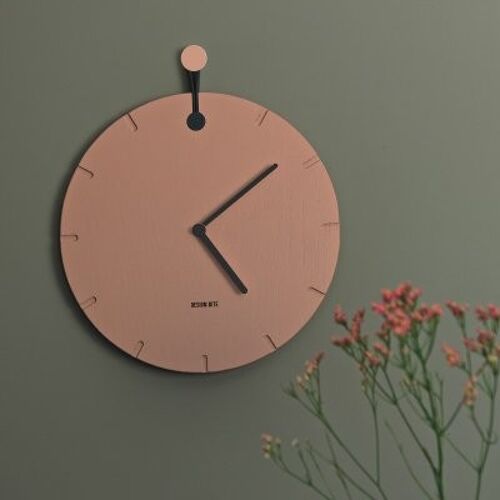 BIG HUG WALL CLOCK - blush