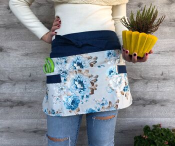 Tablier de jardinage roses bleues. Beau tablier de fleuriste pour le jardin. Tablier de jardin en denim pour femme 4