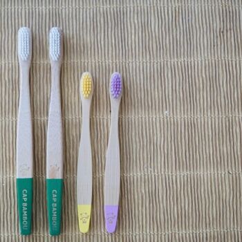Brosse à dents en bambou pour adulte - poils souples 7