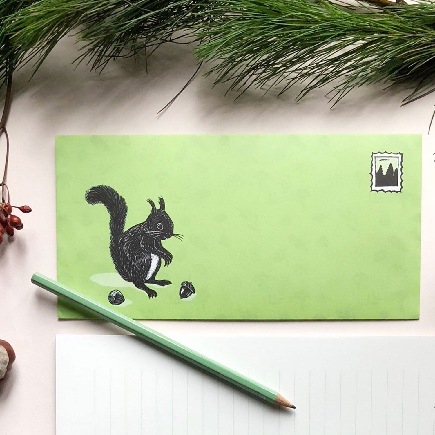 Ensemble d'enveloppes | forêt