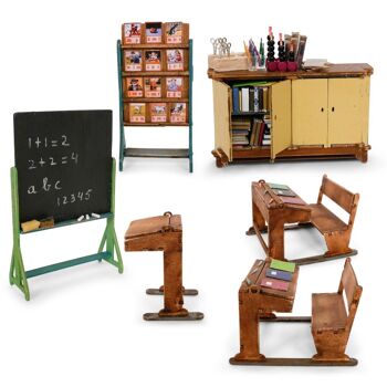 Kit de meubles de maison de poupée bricolage pour enfants - Salle de classe (échelle 1:12) - The Mouse Mansion 3