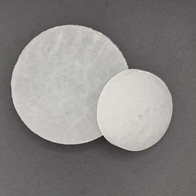 Selenite charging round disk - Multiple sizes - 7 & 10 cm