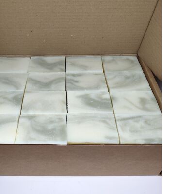 SAPONIFIE A FRIOD soaps Lot of 32 "Bonté Green" without packaging HE:Cedre