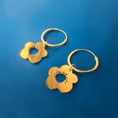 Flower golden earrings hoops