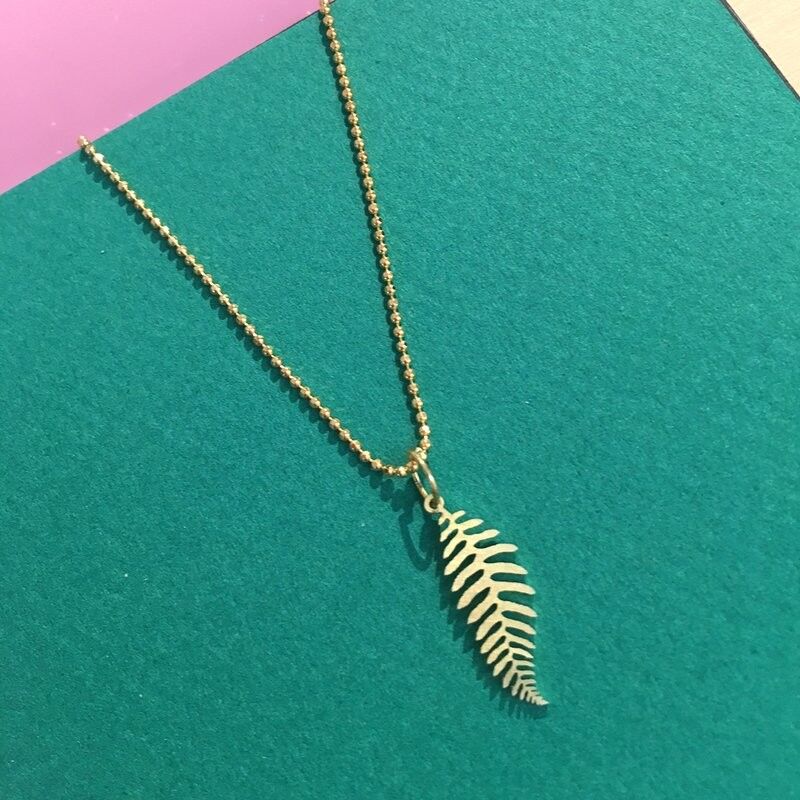 Farn goldene Halskette