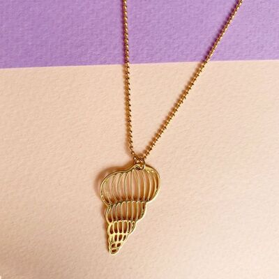 Acorn golden necklace