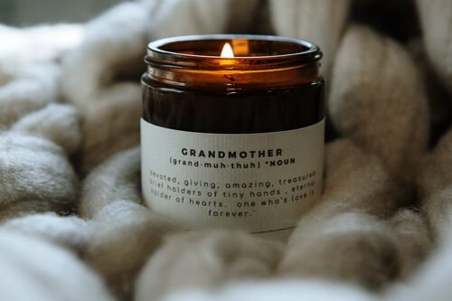 Gift Box for Grandmother with 180ml Scented Candle & Calming Luxury Bath Salts - Lavender