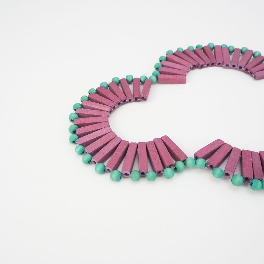 Collier en bois 10