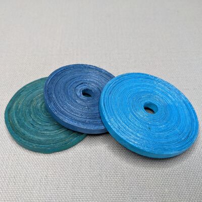 Elegante colgante de cuentas de papel reciclado "John" - Azul - Sin cinta