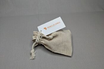 Pendentif perlé chic en papier recyclé "John" - marron/rouille - avec ruban 3