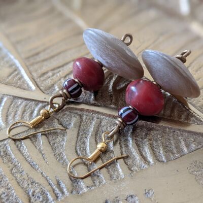 Noble pearl earrings made of glass, stone, brass "Happy Marrakech" - grey-red pearl earrings