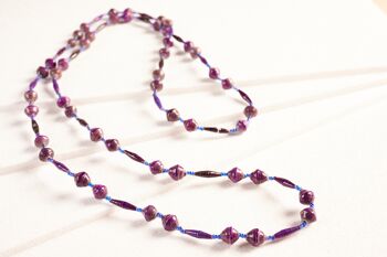 Long collier de perles en perles de papier "Perles d'Afrique" - violet 1