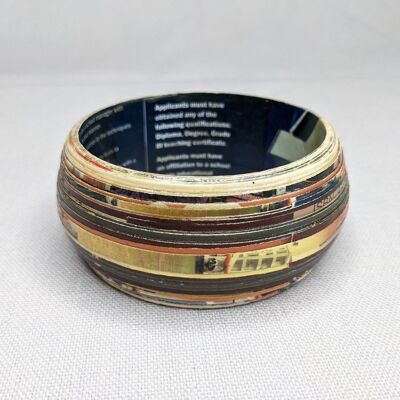 Sustainable simple paper bangle "Miriam Makeba" - colorful - Handmade in Africa