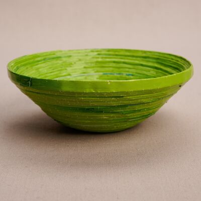Medium sized decorative bowl made from recycled paper "Kitgum" - Green