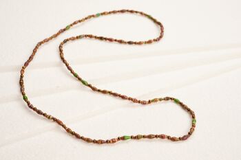 Collier long et fin avec perles en papier "Acholi Malaika" - marron 1