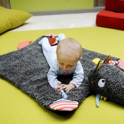 Early learning and activity mat, 100 x 70 cm, 3 early learning toys: mirror, rustling paper, ball rattle, teething rattle. Animal skin You're Crazy Louloup