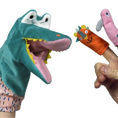 Croco puppet + 2 finger puppets. Height: 25cm. Machine washable at 30°.