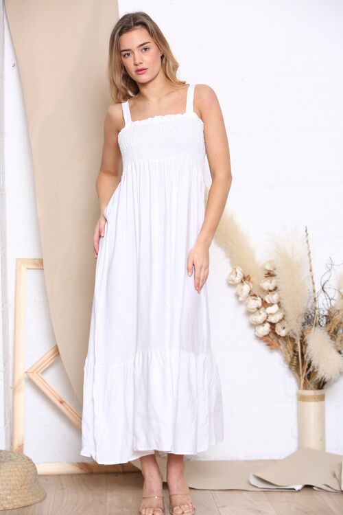 White strap shoulder maxi dress