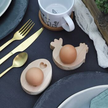 4 coquetiers en bois - décoration de Pâques de haute qualité - parfait pour le brunch et le petit-déjeuner - décoration de table pour Pâques - motif œuf de poule - set 1 3