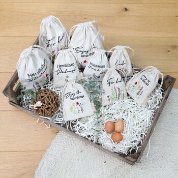 6 sacs en lin avec broderie - emballage de Pâques emballage cadeau décoration de table - sacs en tissu pour Pâques - fleurs - 13x18 cm - Set 1 5