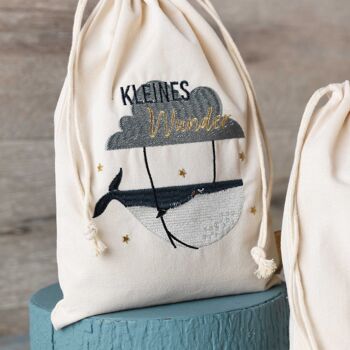 3 sacs cadeaux pour un anniversaire - pour une naissance - en coton - joliment brodés de haute qualité - idéal pour emballer des cadeaux - taille 20x30 cm avec cordon de serrage 5