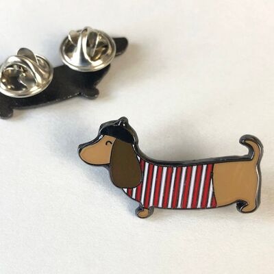 Insignia de pin de esmalte de perro salchicha - pin de perro salchicha - pin de esmalte - amante de los perros - broche de pin - regalo para amigo - joyería - pin - broche - wiener - Cierres estándar (£ 5.00)