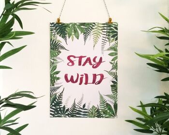 Tropical Jungle Foliage Print 'Stay Wild' - feuille de monstera - cadeau d'ami - décor de jungle - imprimé sauvage - décor tropical - design de clin d'œil - Royaume-Uni - Impression A3 (20,00 £) 2
