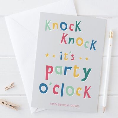 Lustige Geburtstagskarte – Knock Knock It's Party O'Clock – personalisiert – Partyeinladung – personalisiert – individuell – große Karte – UK