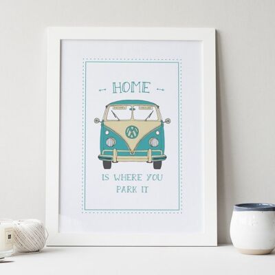 Camper Van Print 'Home Is Where You Park It' - regalo di anniversario - regalo di nozze - stampa di camper vintage - stampa personalizzata - Stampa A4 smontata (£ 18,00) Schermo diviso blu
