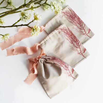 Sacchetti regalo in cotone con stampa di alghe giapponesi e nastro di seta