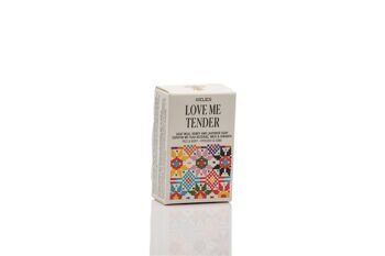 LOVE ME TENDER savon au lait de chèvre, miel et lavande PROCÉDÉ À FROID pour le visage et le corps 2