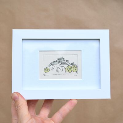 Castillo de Edimburgo, Escocia - impresión collagraph en un marco blanco
