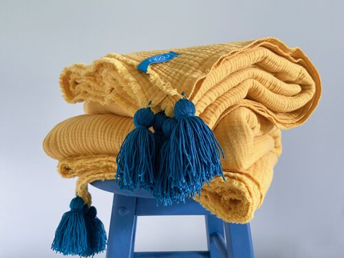 Muslin 4 layers cotton throw blanket with tassels  -  Mustard Yellow