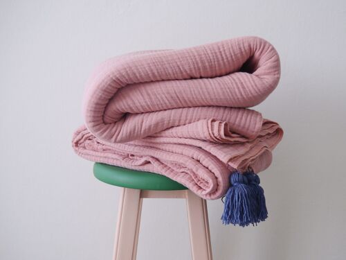 Muslin 4 layers cotton throw blanket with tassels - Pink Salmon