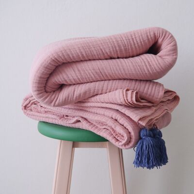 Muslin 4 layers cotton throw blanket with tassels - Pink Salmon