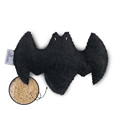 Flauschige Fledermaus mit Baldrianwurzel