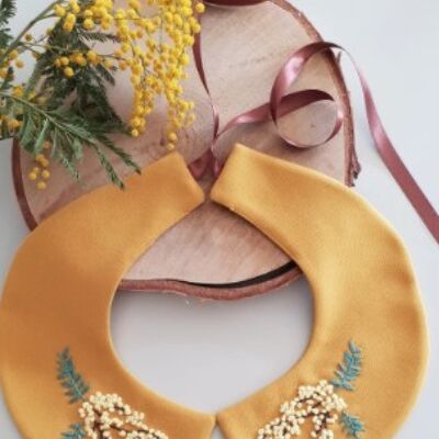 "Mimosa" collar