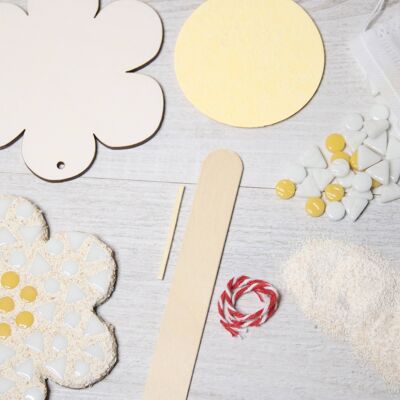 Daisy Mosaic Craft Kit