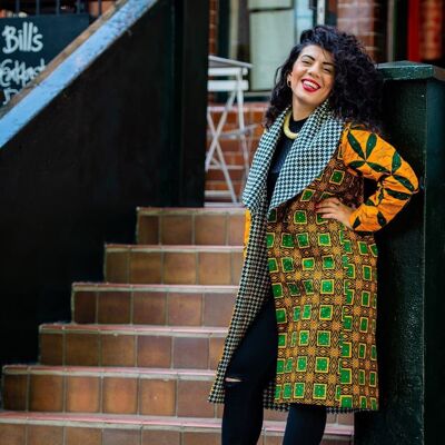 Chaqueta estilo kimono con estampado africano y adornos Adaku