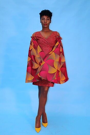 Robe rouge ajustée à imprimé africain Ankara avec manches découpées 2