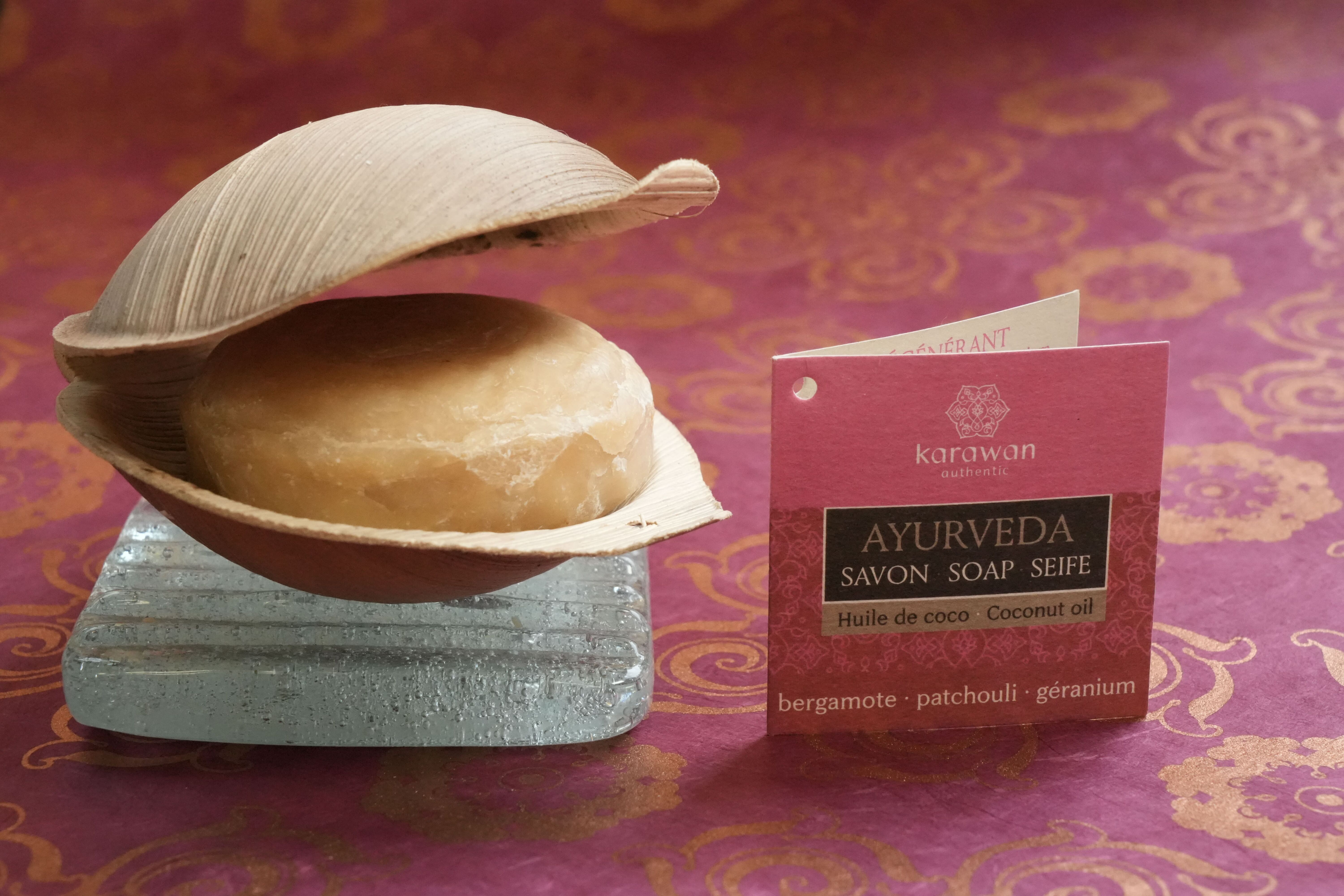 AYURVEDISCHE FESTSEIFE – BERGAMOTTE – GROSSFORMAT – 100G