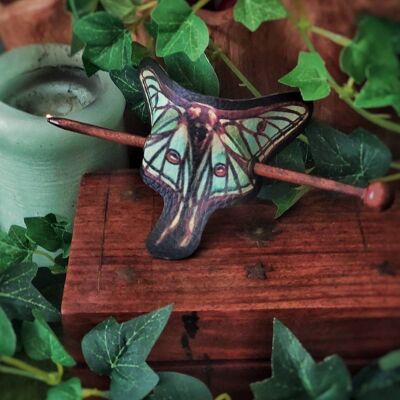 Pasador Moth Spanish Luna en cuero vegano, accesorio caprichoso de otoño, pieza para la cabeza, cabaña del bosque